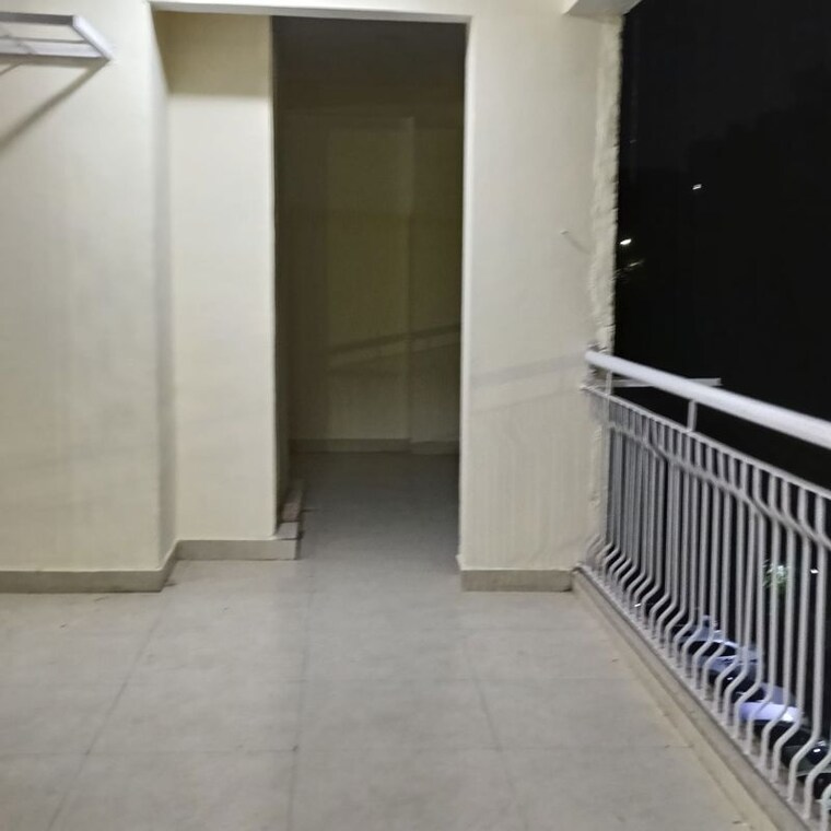 Balcony, dwarka 3 Bedroom 1500 Sq.Ft. Apartment In Dwarka Delhi 10295191