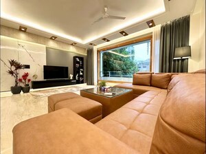 Living Room in 4 BHK Builder Floor at South Extension ii – for Rent