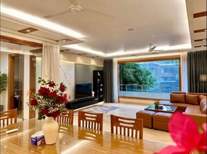 Gym in 4 BHK Builder Floor at South Extension ii – for Rent