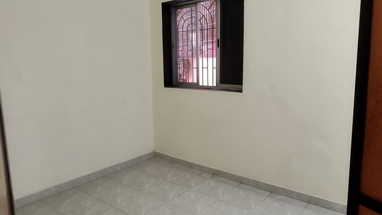 Room, dombivli west  700 Sq.Ft. Apartment In Dombivli West Thane 10298050