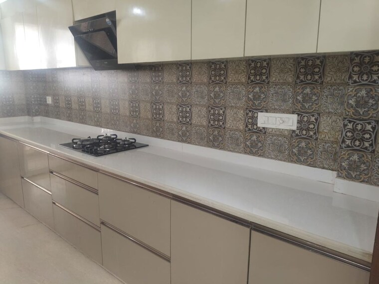 Kitchen, sushant lok iii 3 Bedroom 200 Sq.Yd. Builder Floor In Sushant Lok Iii Gurgaon 10298023