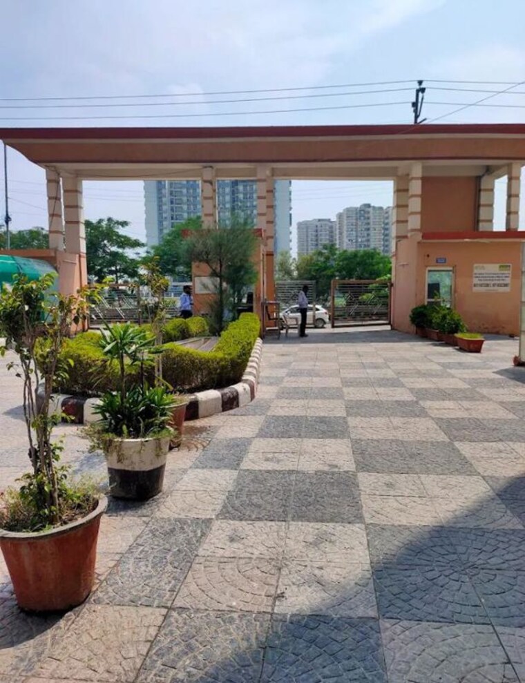  Parking, himalaya-tanishq 2 Bedroom 949 Sq.Ft. Apartment In Raj Nagar Extension Ghaziabad 10297905