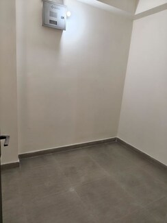 2.5 BHK + Study Room Apartment For Rent in Hawelia Valencia Homes