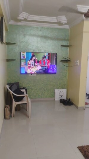 Room in 1 BHK Apartment at Hiranandani Princeton CHS, Powai – for Rent