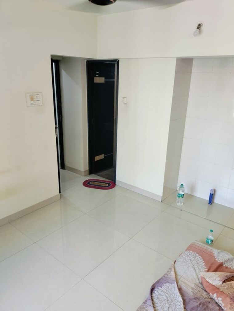 Room, rosa-royale 1 Bedroom 450 Sq.Ft. Apartment In Ghodbunder Road Thane 10298088