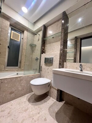 Attached Bathroom in 3.5 BHK Apartment at Juhu – for Rent