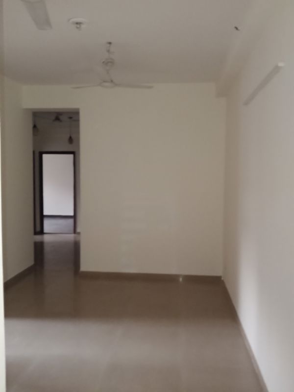 2 BHK Apartment For Sale in Mahagun Mywoods