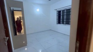 Room in 3 BHK Apartment at Thanisandra – for Rent