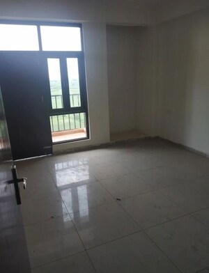 Room in 3 BHK Apartment at Himalaya Tanishq, Raj Nagar Extension – for Sale