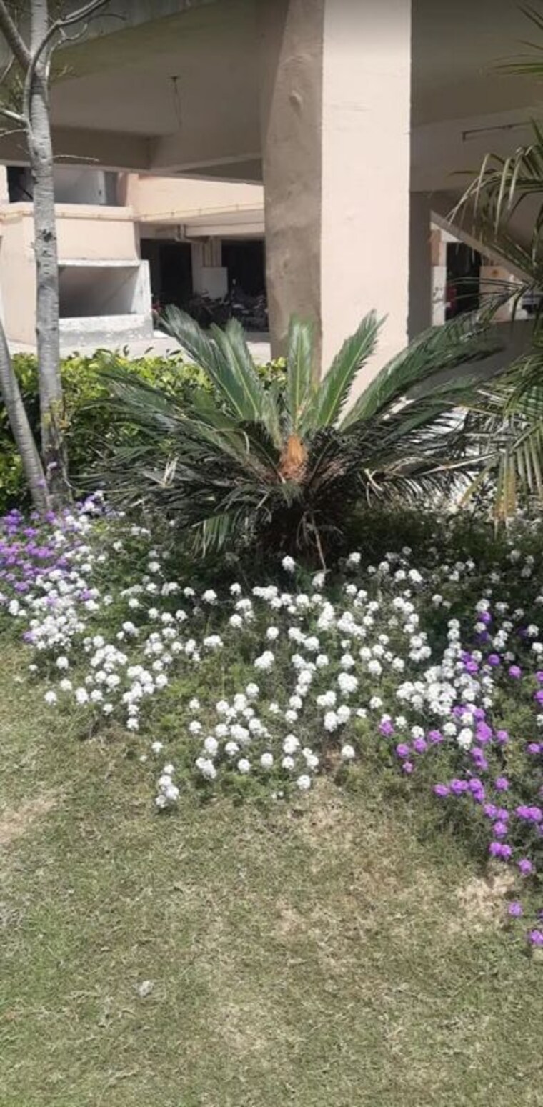 Garden, himalaya-tanishq 3 Bedroom 1415 Sq.Ft. Apartment In Raj Nagar Extension Ghaziabad 10298221
