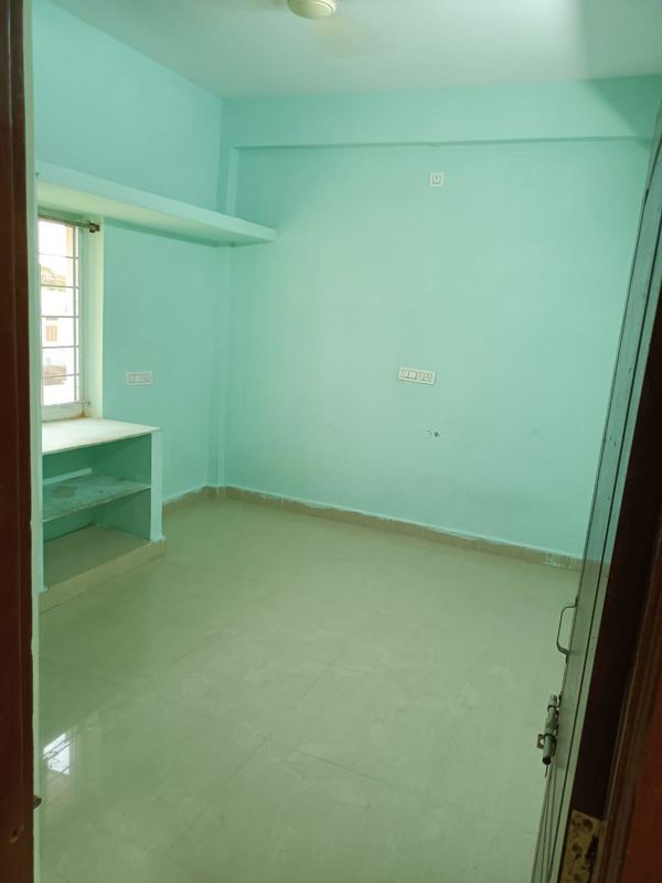 2 BHK + Study Room Apartment For Rent in Beliaghata