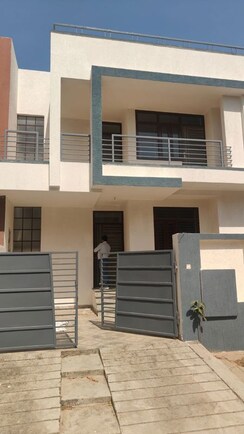 4 BHK + Basement Villa For Sale in Vardhman Arcadia Greens
