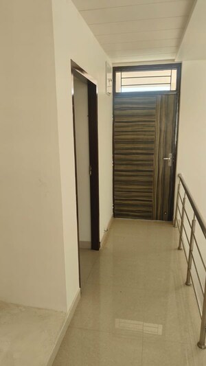 Building Lobby in 4 BHK Villa at Vardhman Arcadia Greens, Gandhi Path – for Sale