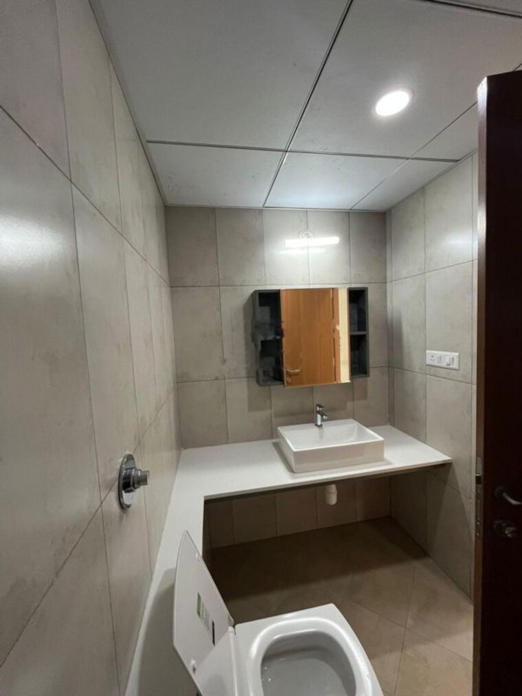 Bathroom, bl-pristine 3 Bedroom 1400 Sq.Ft. Apartment In Uttarahalli Bangalore 10298378