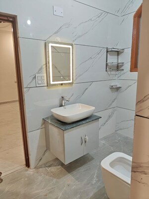 Bathroom in 3 BHK Builder Floor at Sector 21 – for Rent