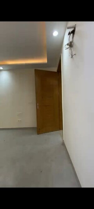 Room in 3 BHK Builder Floor at Chattarpur – for Sale