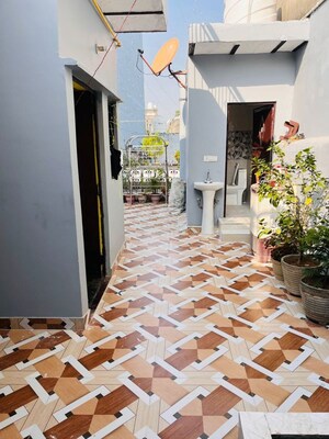 Balcony in 1 BHK Independent House at Maidan Garhi – for Rent