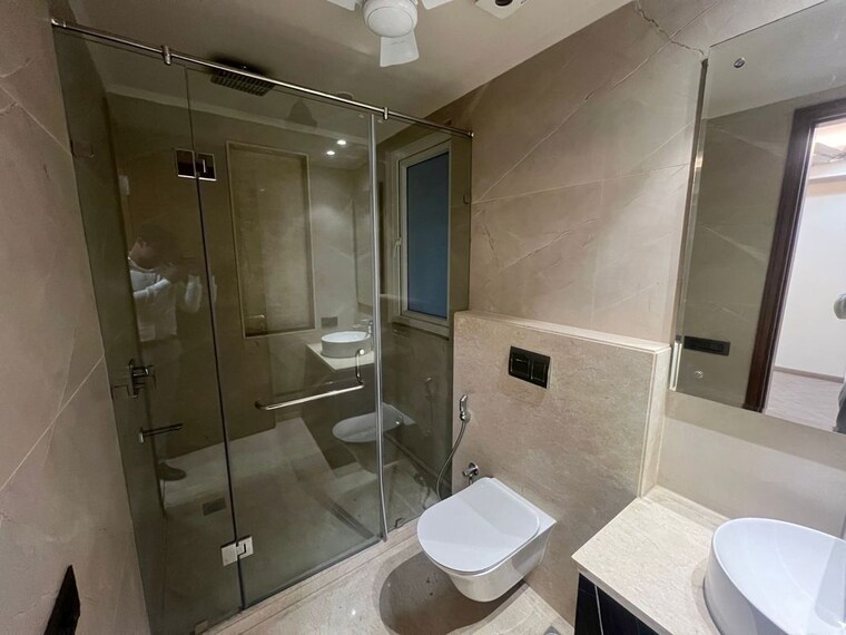 Bathroom, panchsheel enclave 3.5 Bedroom 265 Sq.Yd. Builder Floor In Panchsheel Enclave Delhi 10298399