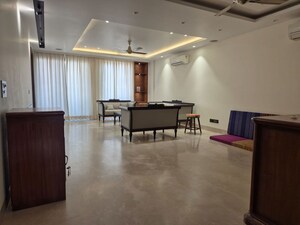 3 BHK Builder Floor For Rent in Rajouri Garden