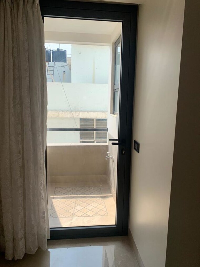 undefined, rajouri garden 3 Bedroom 200 Sq.Yd. Builder Floor In Rajouri Garden Delhi 10298452