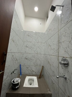 Bathroom in 4 BHK Independent House at Santoshi Nagar – for Rent