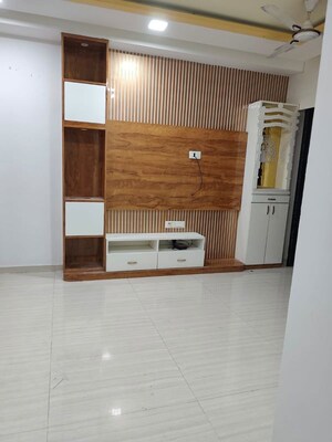 2 BHK Apartment For Rent in Regency Anantam, Dombivli East