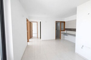 Room in 3 BHK Apartment at Nava Wadaj – for Sale