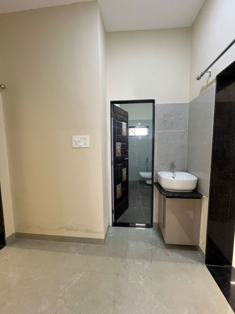 Bathroom, bhatagaon 2 Bedroom 1001 Sq.Ft. Apartment In Bhatagaon Raipur 10298568