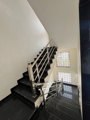 Staircase in 2 BHK Apartment at Bhatagaon – for Rent