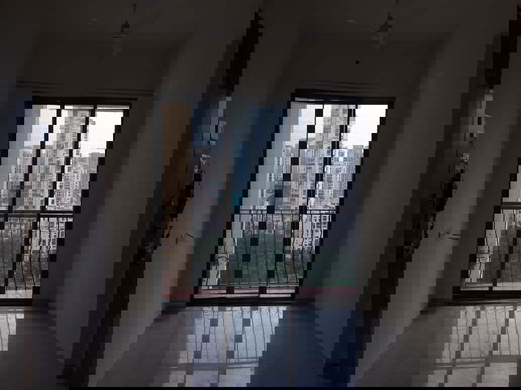 2 BHK 1000 Sq.Ft. Apartment in Platinum Heights Mumbai