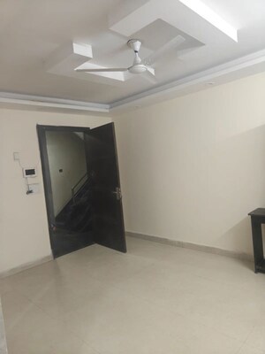 Room in 1 BHK Builder Floor at Govindpuri – for Rent