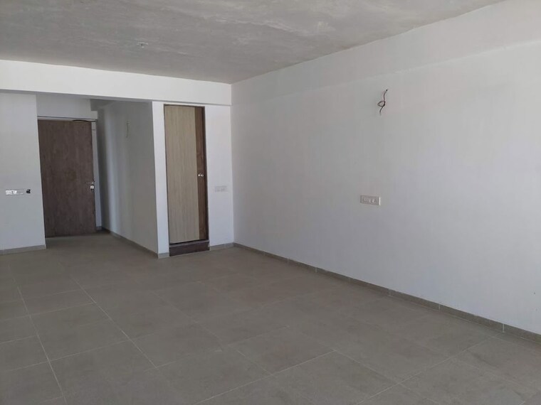 Room, sheladia-one-world-west Commercial Office Space 1306 Sq.Ft. In Ambli Ahmedabad 10299032