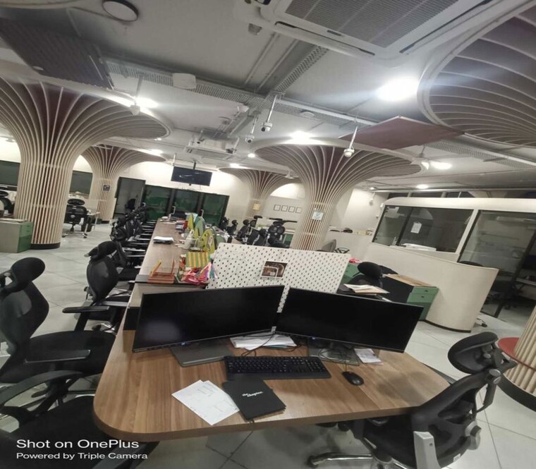 Team Area, wadala Commercial Office Space 5500 Sq.Ft. In Wadala Mumbai 10299052