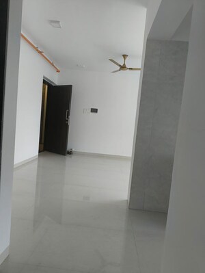 Room in 2 BHK Apartment at Empire Towers, Goregaon East – for Rent