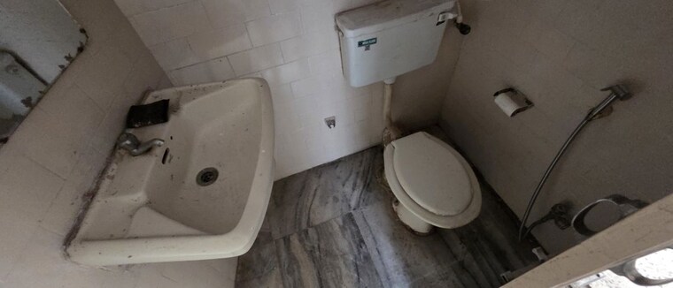 Bathroom, kalyani nagar 2.5 Bedroom 1200 Sq.Ft. Apartment In Kalyani Nagar Pune 10299200