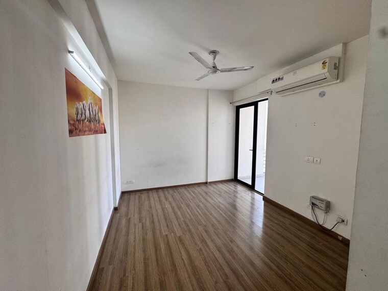 Bedroom, ss-linden 4 Bedroom 2700 Sq.Ft. Apartment In Sector 84 Gurgaon 10299220
