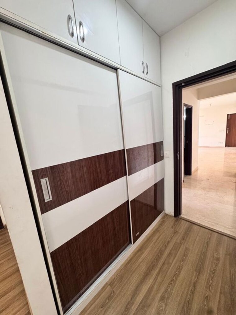 Room, ss-linden 4 Bedroom 2700 Sq.Ft. Apartment In Sector 84 Gurgaon 10299220