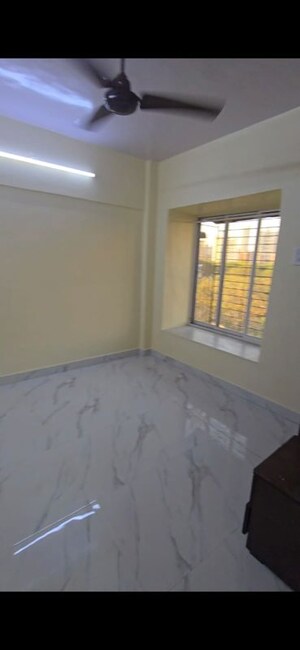 Room in 1 BHK Apartment at Goregaon West – for Rent