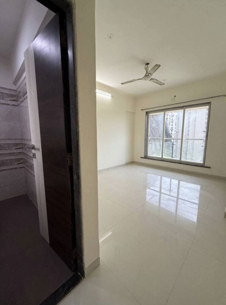 Room, andheri-indira-nagar-chs 2 Bedroom 650 Sq.Ft. Apartment In Andheri West Mumbai 10299311