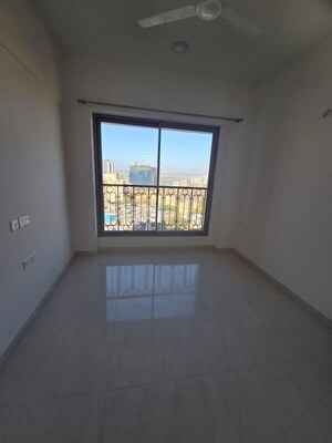 Room in 2 BHK Apartment at Lodha Bellagio, Powai – for Rent