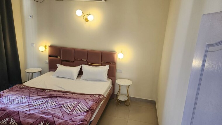 Bedroom, awas-vikas 3.5 Bedroom 1800 Sq.Ft. Apartment In Gomti Nagar Lucknow 10299327