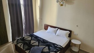 Bedroom in 3.5 BHK Apartment at Awas Vikas, Gomti Nagar – for Rent