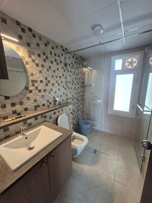 Team Area in 3 BHK Apartment at Thanisandra – for Rent