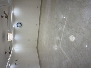 Bathroom in 4 BHK Apartment at SS Linden, Sector 84 – for Sale