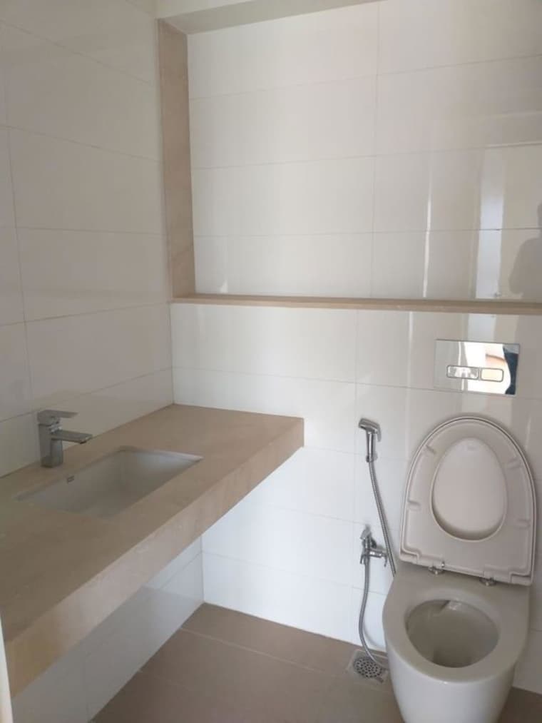 Bathroom, godrej-the-trees 3 Bedroom 1100 Sq.Ft. Apartment In Vikhroli East Mumbai 10299534