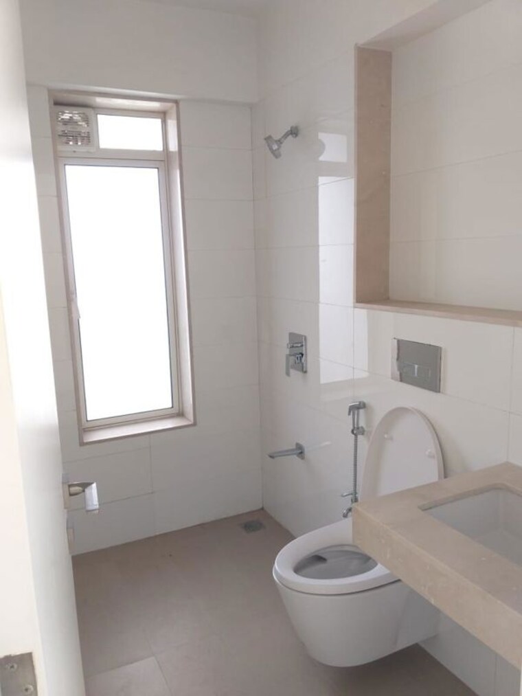 Bathroom, godrej-the-trees 3 Bedroom 1100 Sq.Ft. Apartment In Vikhroli East Mumbai 10299534