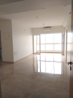 Room in 3 BHK Apartment at Godrej The Trees, Vikhroli East – for Rent