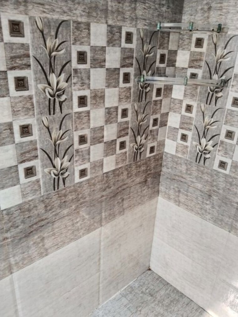 Bathroom, lohgarh Studio 700 Sq.Ft. Apartment In Lohgarh Zirakpur 10299676
