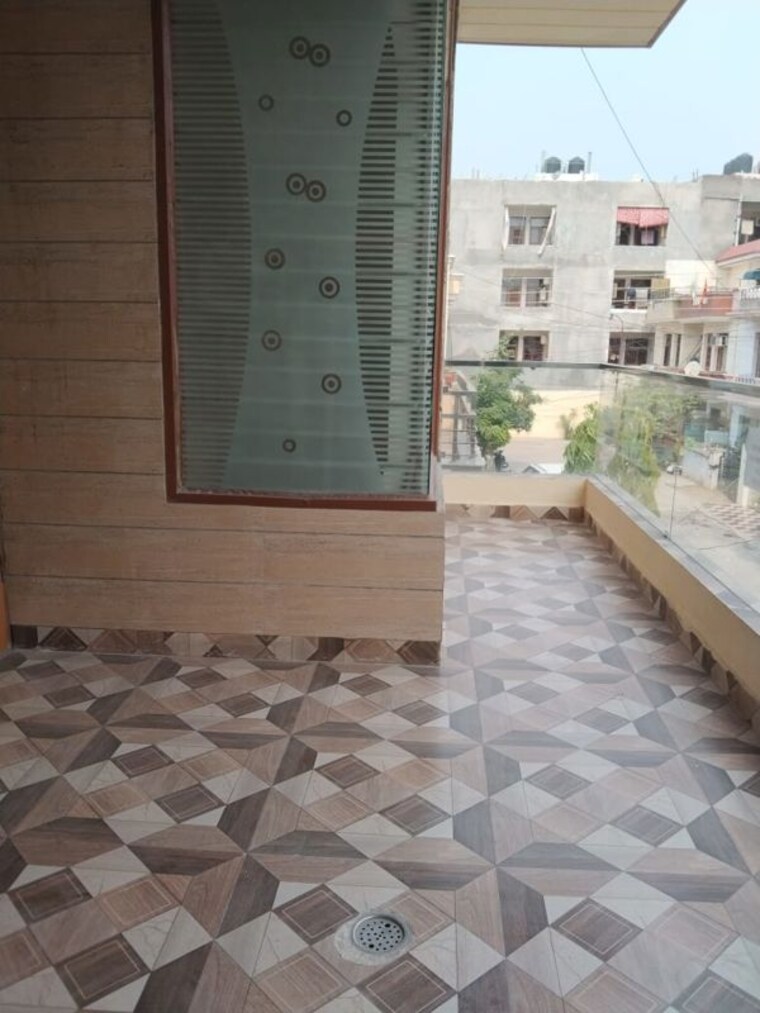 Balcony, lohgarh Studio 700 Sq.Ft. Apartment In Lohgarh Zirakpur 10299676