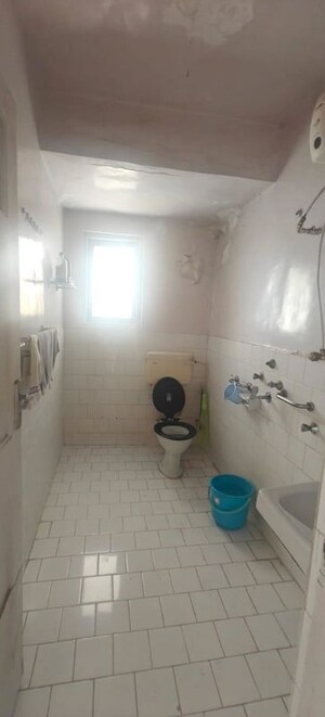 Bathroom in 2 BHK Apartment at Venus Apartments Cuffe Parade, Cuffe Parade – for Sale